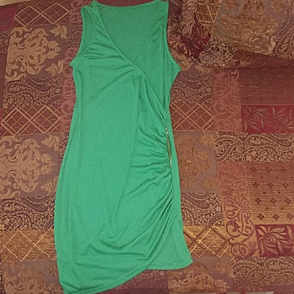 Green fitted dress